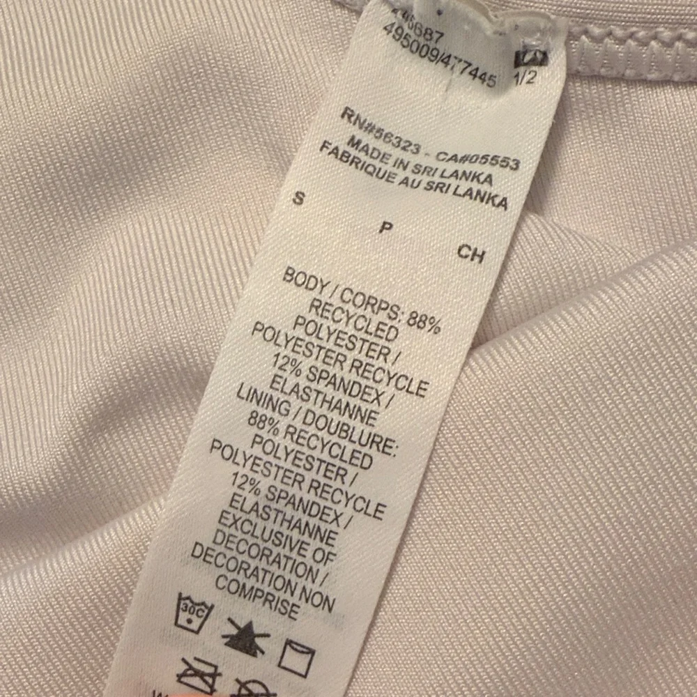 Nike Women's White Sports Bra with Black Logo - Picture 5 of 5